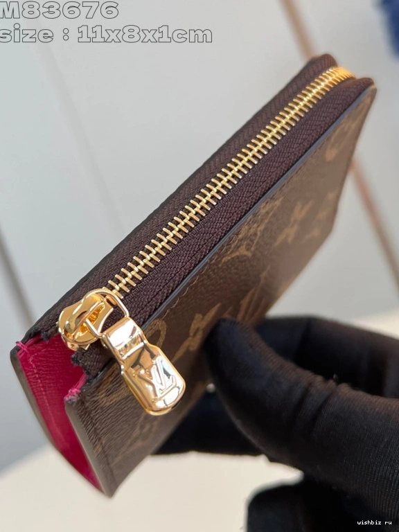 WIS Compact Wallet-11*8.5*1.5CM Vuitton Noa Louis 0720